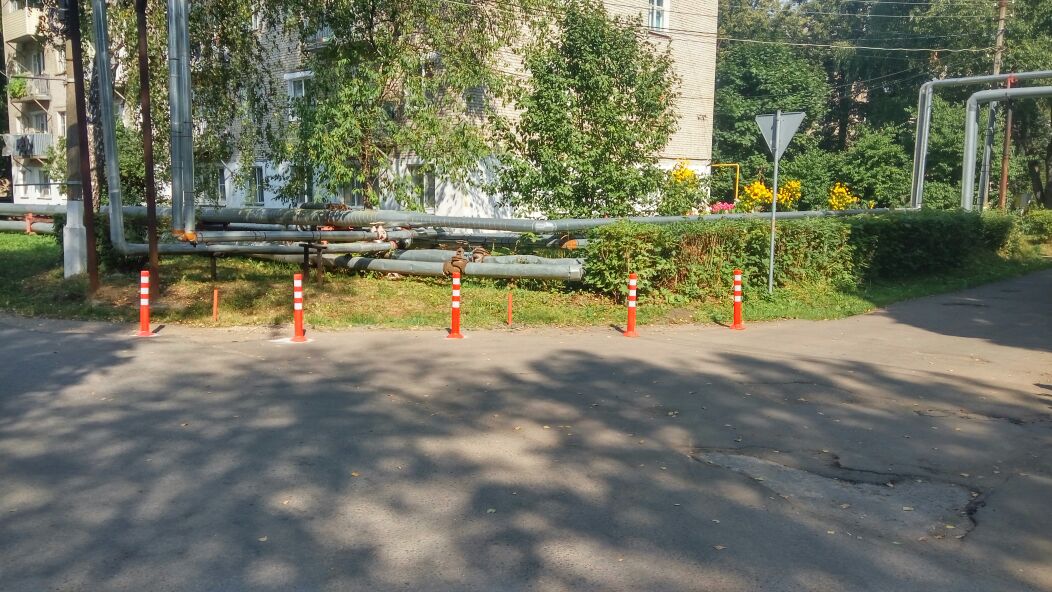 Установка гибких столбиков  в Московской области